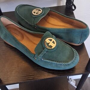 Giani Bernini Green and Gold Flats with Suede Finish